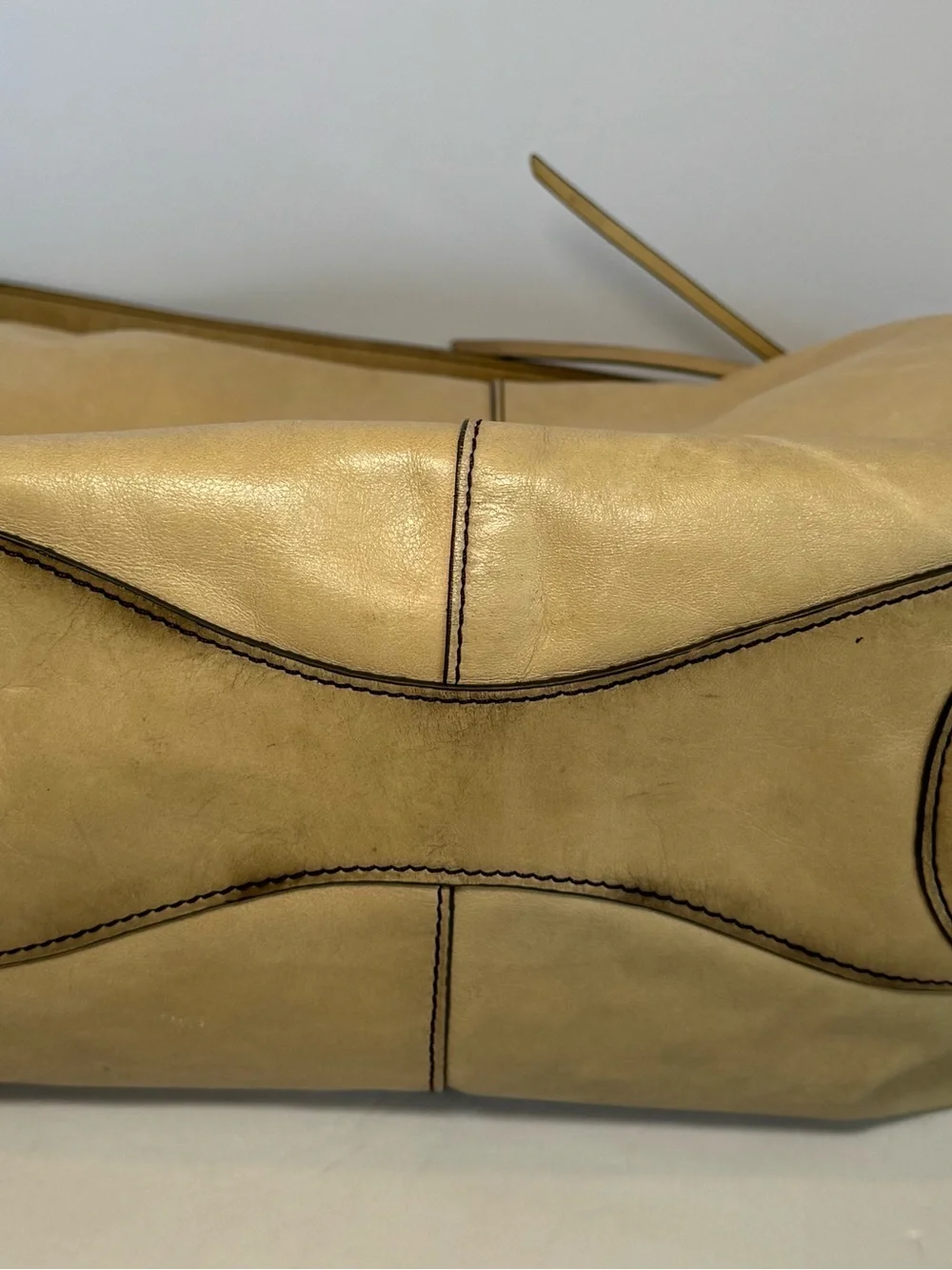 HOBO International Marley Leather Shoulder Bag Cream Slouchy Boho Vintage